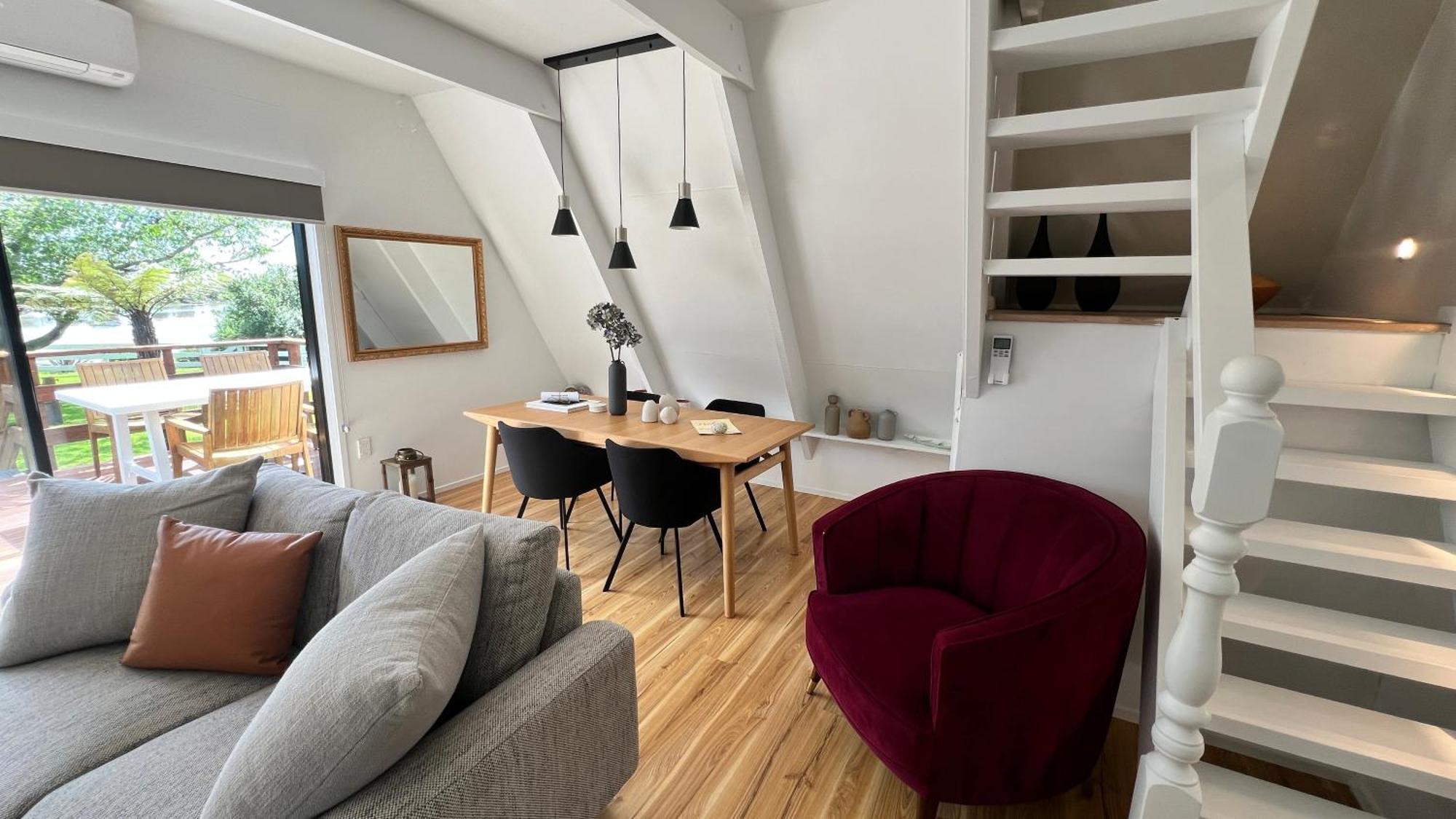 Вилла Waterfront Living Redefined Уэстпорт Экстерьер фото