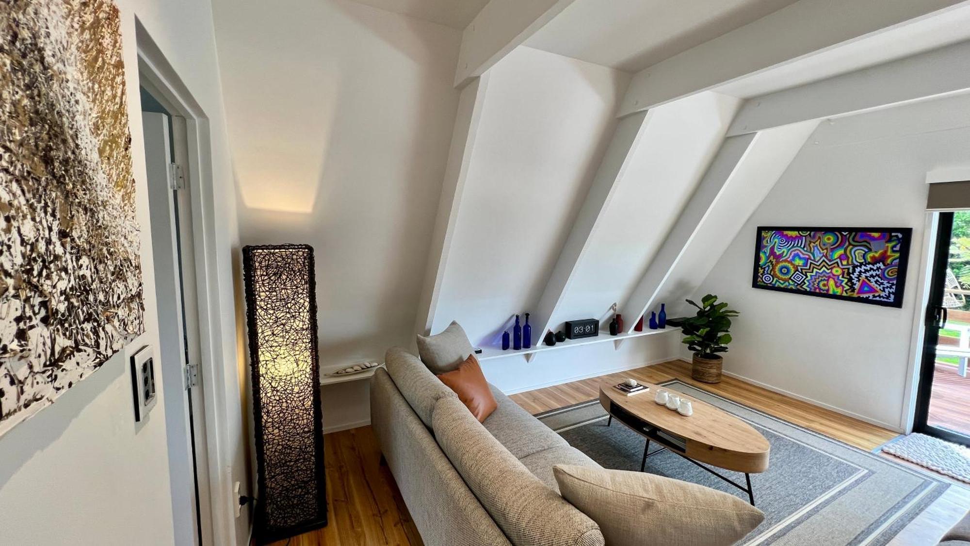 Вилла Waterfront Living Redefined Уэстпорт Экстерьер фото